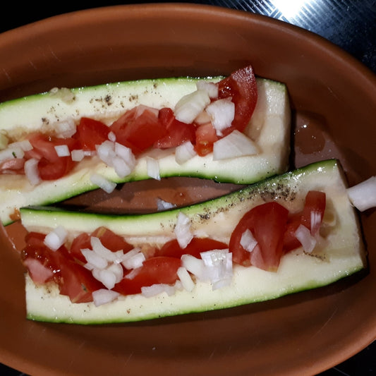 Kleiner Zucchini-Tomaten-Auflauf