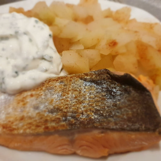 Wildlachs mit Kohlrabi und Schnittlauchquark